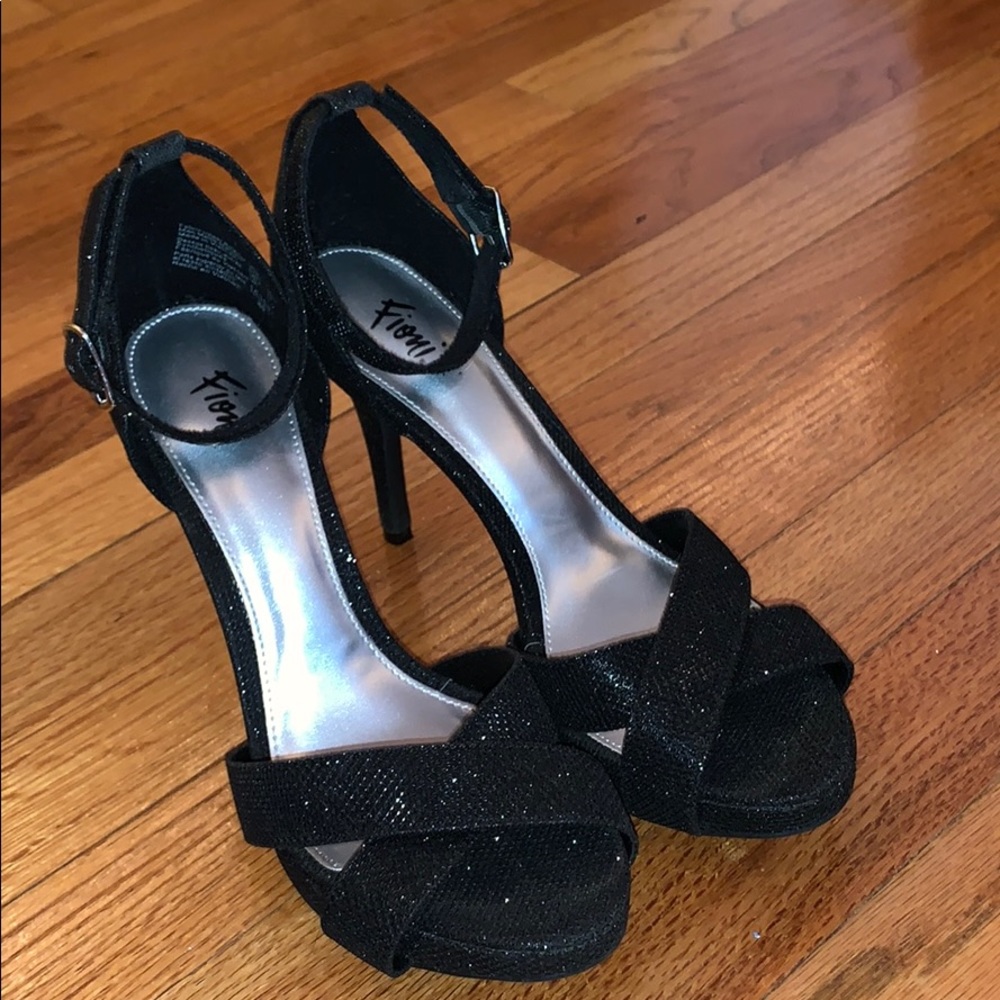 Fioni black sparkly heels